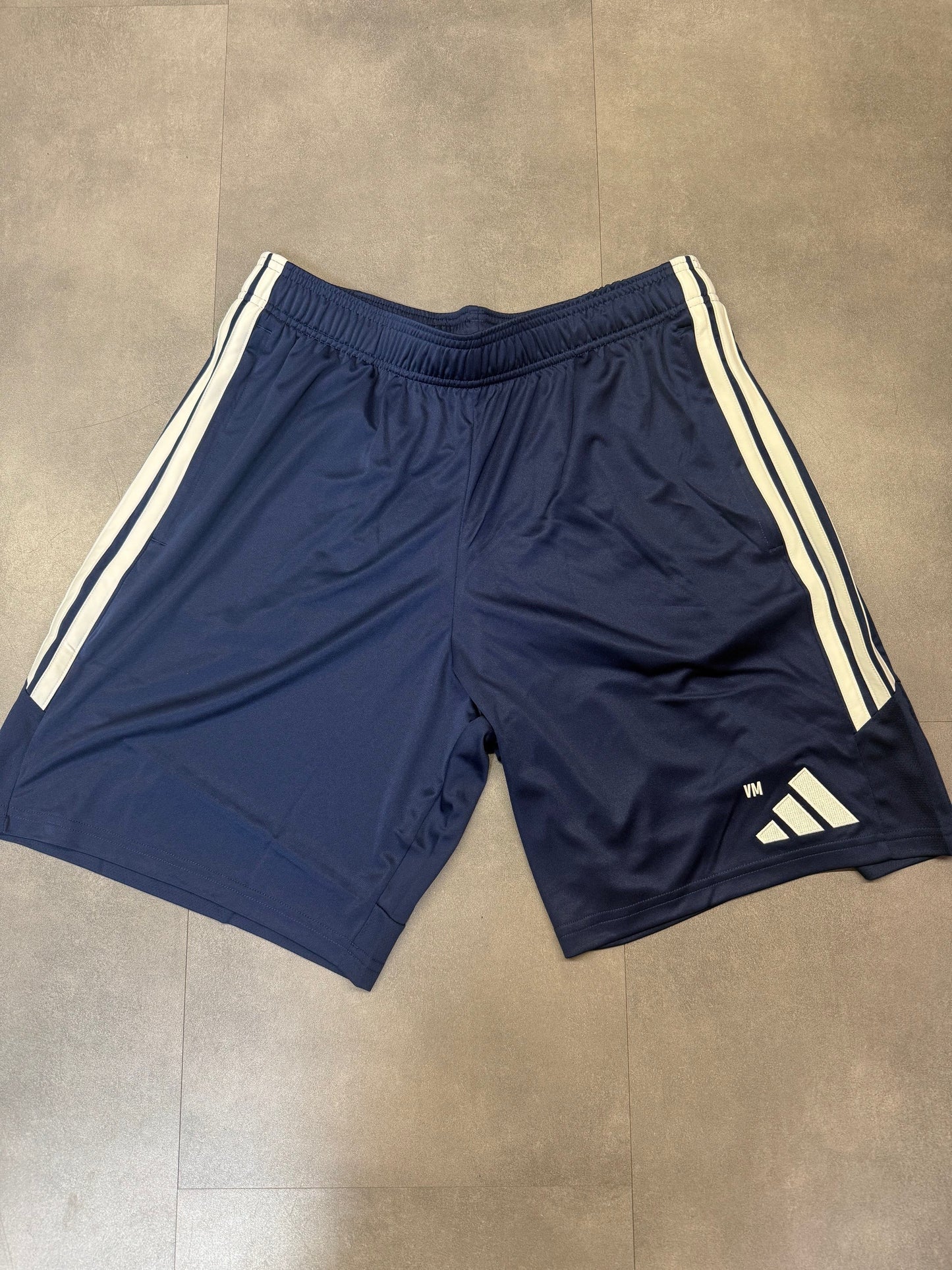 Short mit Reisverschlusstaschen
